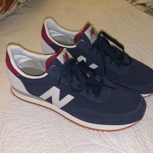 NWOT New Balance running shoes Womens size 10